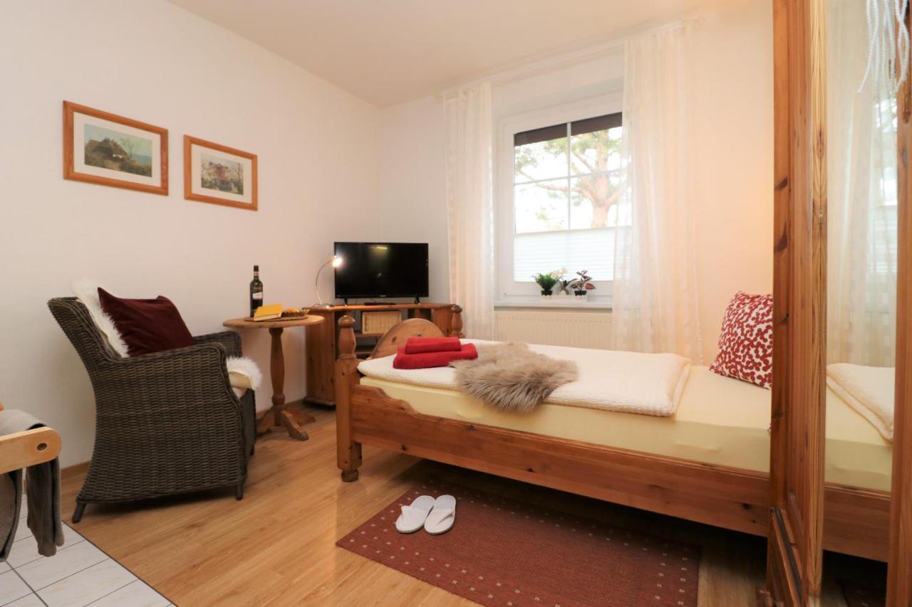 Ferienappartements Zwischen Meer Und Bodden App 05 Wustrow  Exterior photo